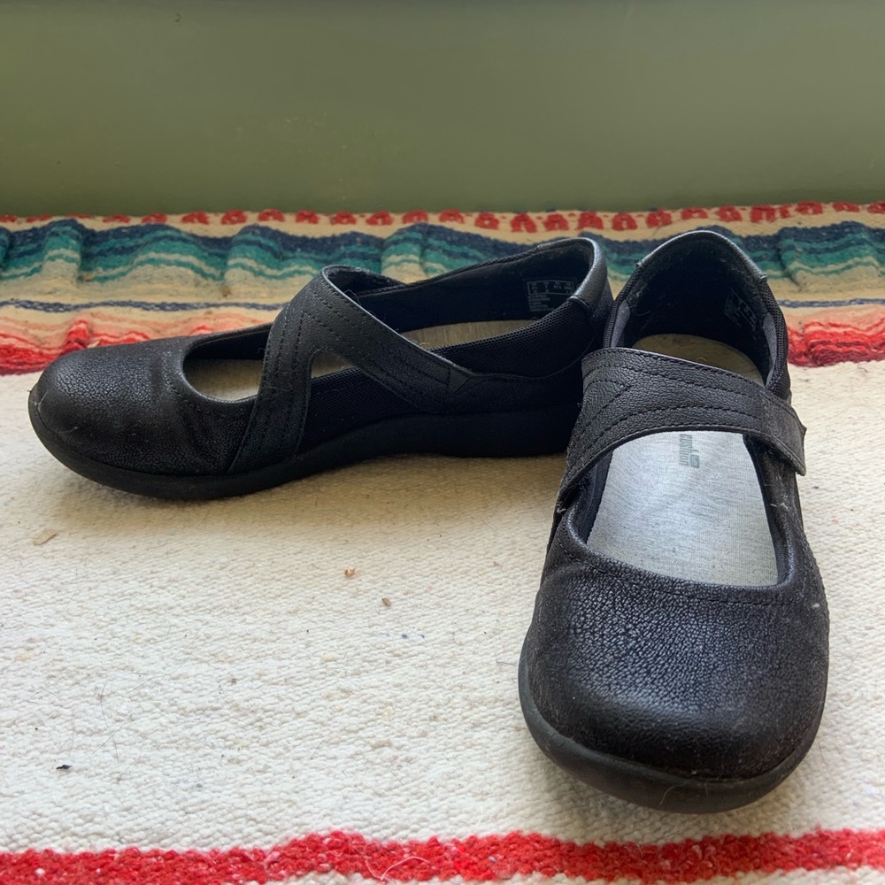 Black Mary-janes